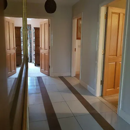 Ethan House Apartment Killarney