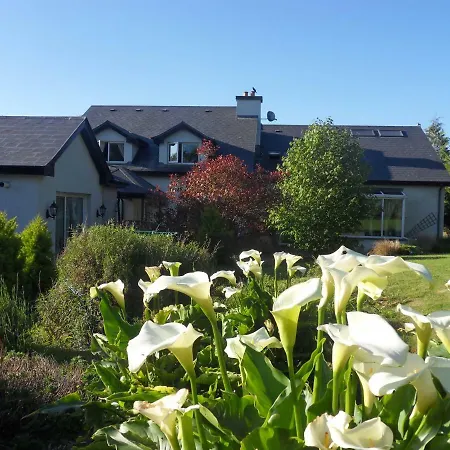 Apartment Ethan House *