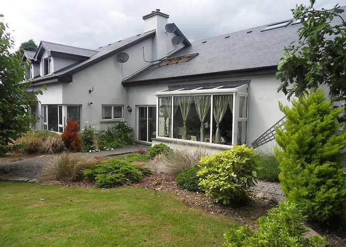 Ethan House Apartment